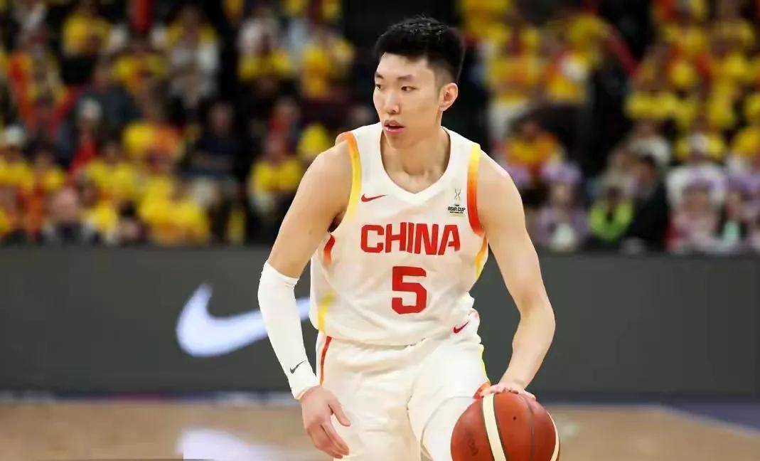 开云真人体育娱乐 -四川男篮发布备战花絮，今夜手感冰凉，NBA季后赛任务艰巨，细节决定成败(责任重大任务艰巨使命光荣)