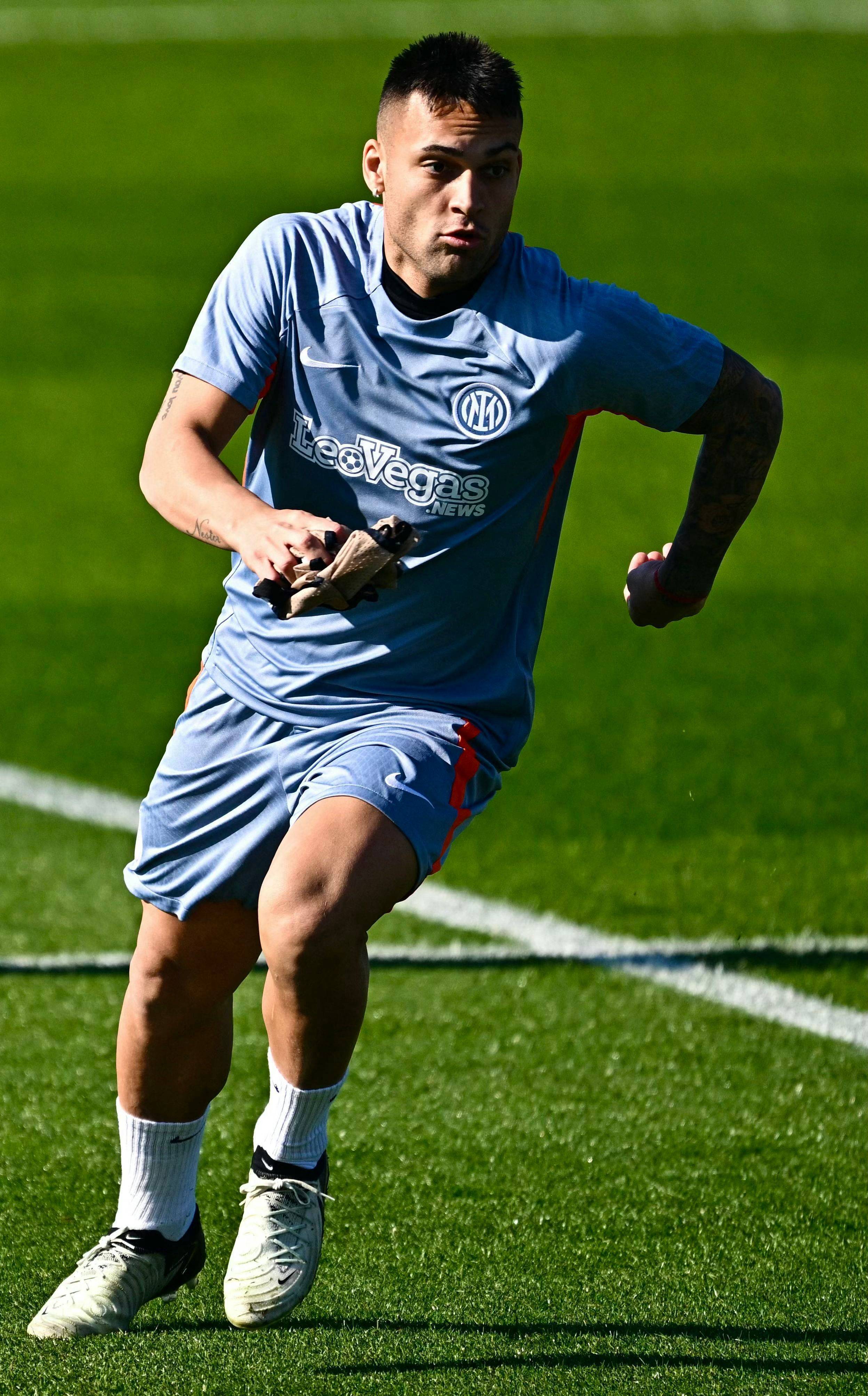 开云网页登录 -今晨体能课后,布拉加豪取连胜备战欧冠,底气十足,训练强度显著提升的简单介绍