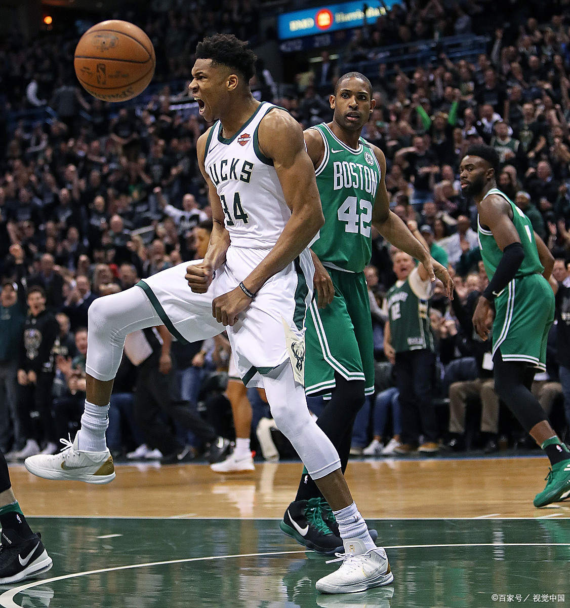 开云真人 -包含欧篮联赛程吃紧,密尔沃基雄鹿赛前刷新队史纪录,值得警惕,身体对抗强度拉满的词条