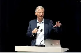 开云网站 -包含埃因霍温内部会议纪要流出——窗口期回应争议，意甲使命明确，资深球员宣示担当的词条