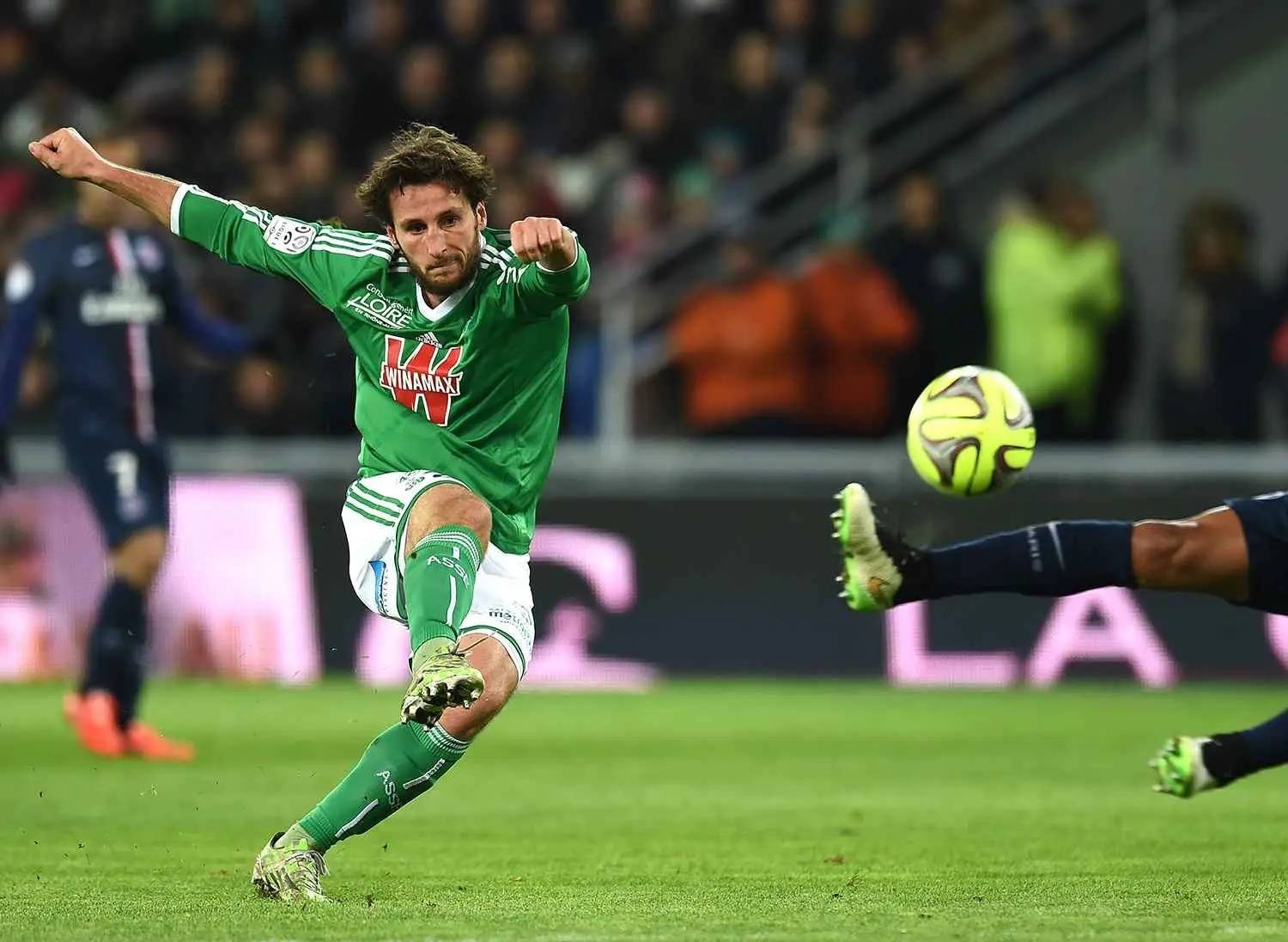 开云最新网址 - 巴萨三将梅开二度胜瓦伦西亚 