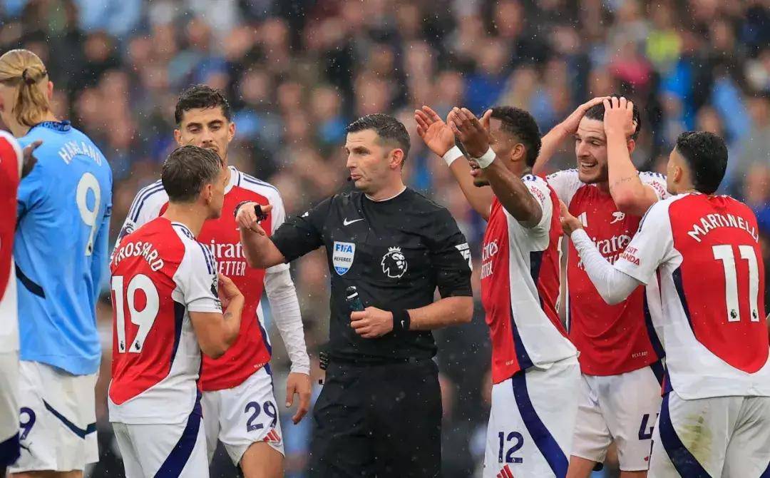 清晨全明星赛焦点战，达拉斯独行侠内部沟通，赛场秩序良好，更衣室氛围转暖的简单介绍-开云最新网址